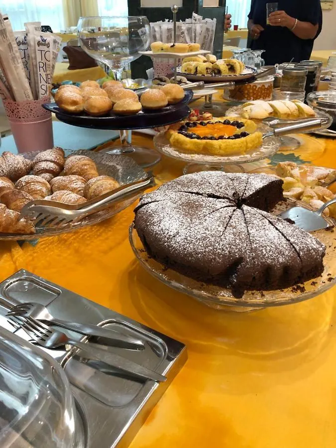 Hotel Lazzarini Bellaria-Igea Marina