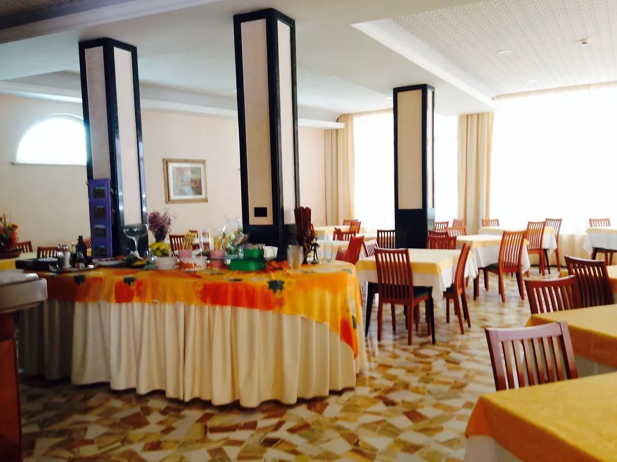 Hotel Lazzarini Bellaria-Igea Marina Italia