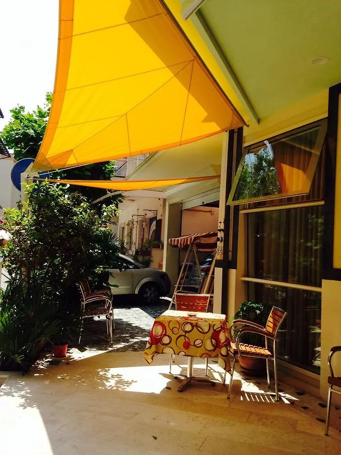 Hotel Lazzarini Bellaria-Igea Marina 3*,